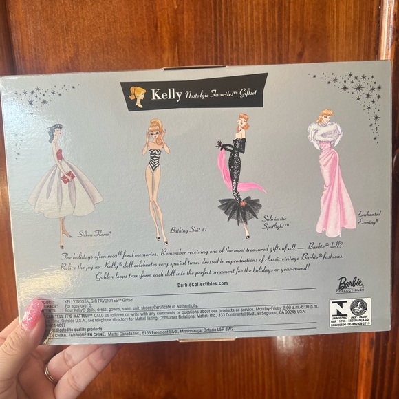 Vintage Barbie Collector Edition Nostalgic Gift set - Picture 2 of 2